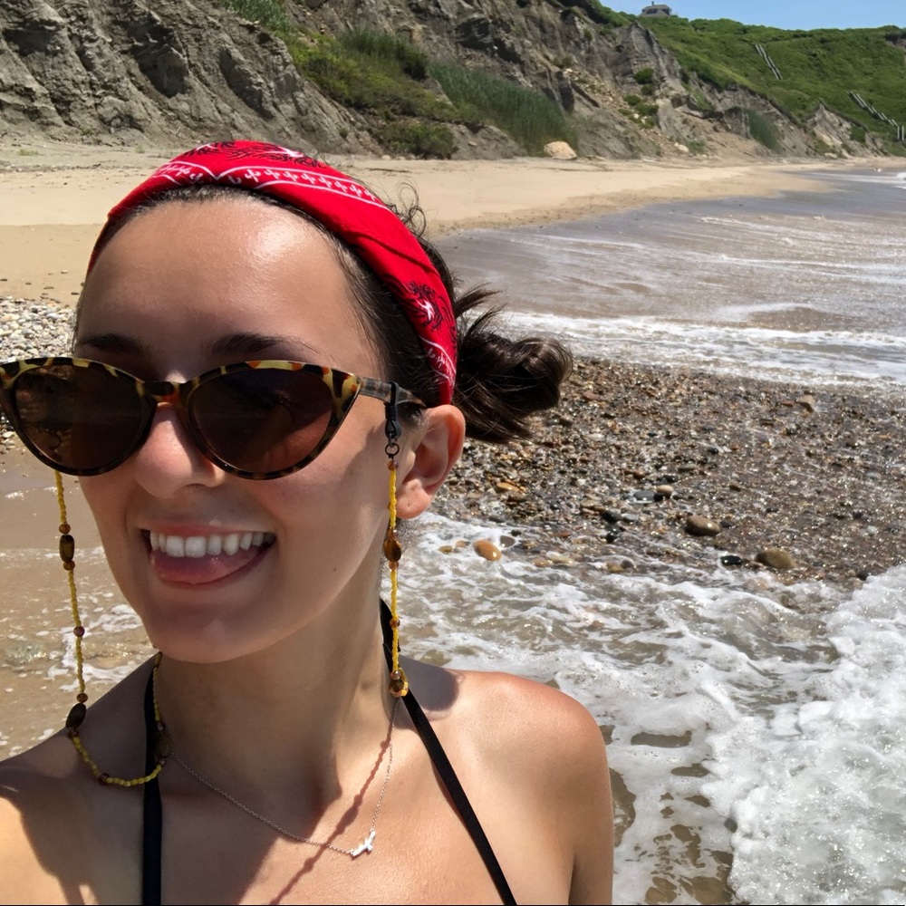 Meet your Posher, Abby